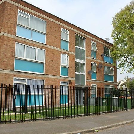 25 Idmiston Road Apartment London Bagian luar foto